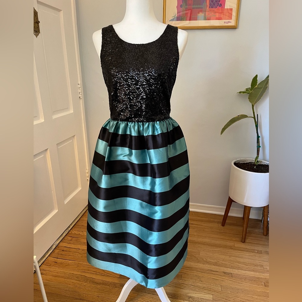 Leifsdotter holiday dress size 10